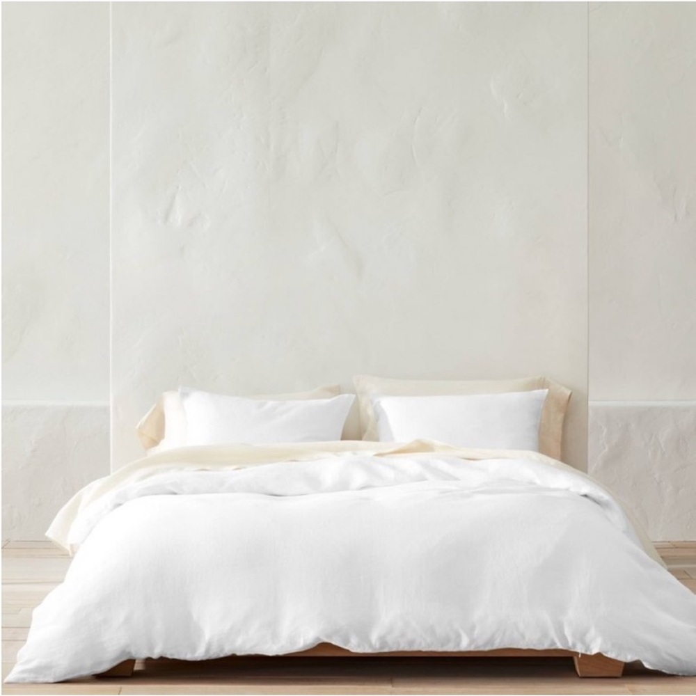 Casaluna White Linen Duvet Cover with 2 Shams, QUEEN, Like New